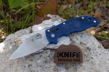 Нож "Manix 2 Lightweight" Carpenter CTS - BD1 Blue FRN 101PBL2 от Spyderco &mdash; Kknife