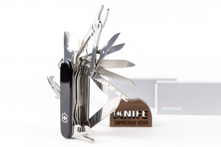 Нож "SwissChamp" X55CrMo14 Cellidor 1.6795.3 от Victorinox фото 1 &mdash; Kknife