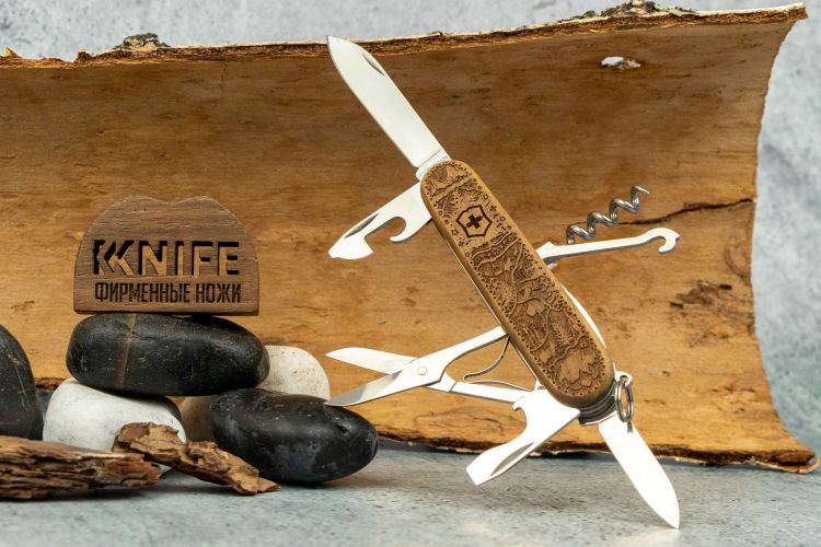 Нож "Climber Wood Swiss Spirit" X55CrMo14 Walnut 1.3701.63L21 Special Edition 2021 от Victorinox фото 1 &mdash; Kknife